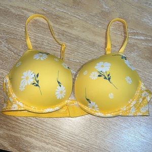 Yellow push-up bra
